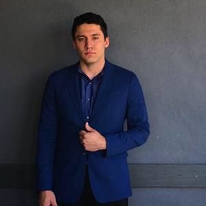 Meet your Posher, Logan